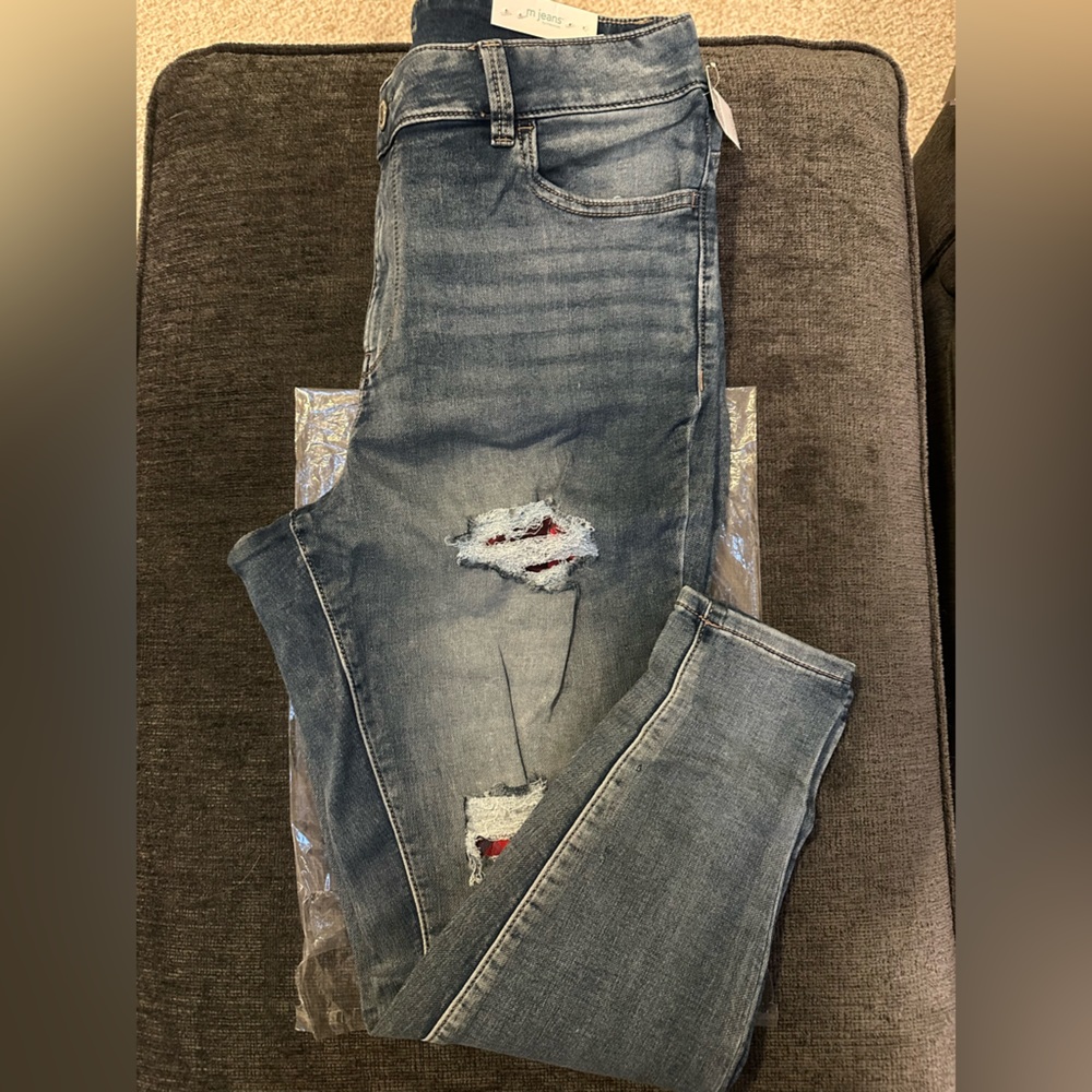Maurice’s Distressed Super Soft Jegging Jeans with Flannel Backing NWT